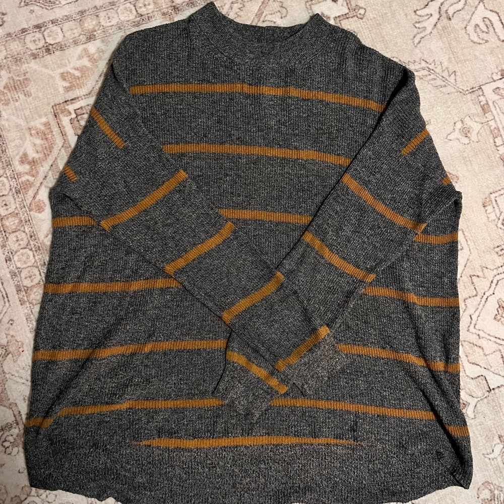 American Eagle jegging fit sweater